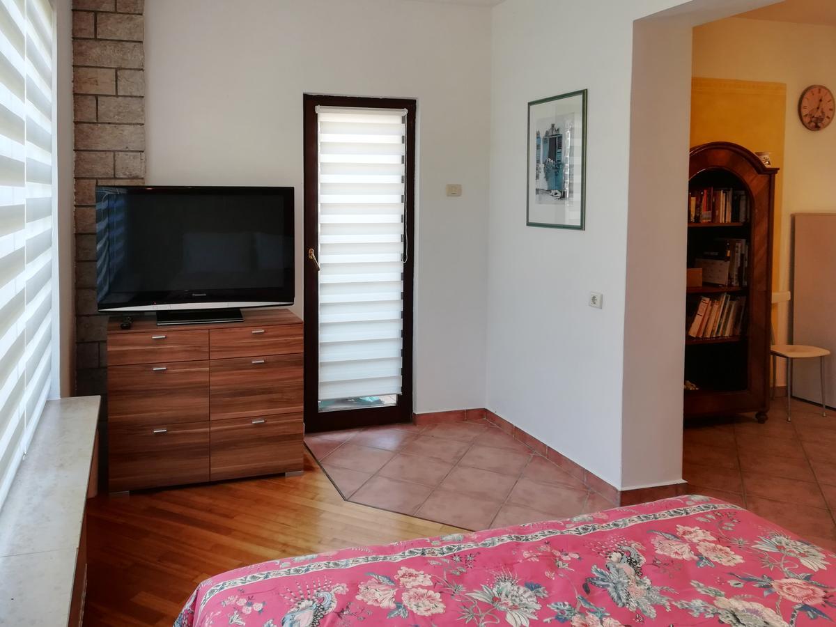 Seaside Parenzana Comfort With Free Parking 伊佐拉 外观 照片